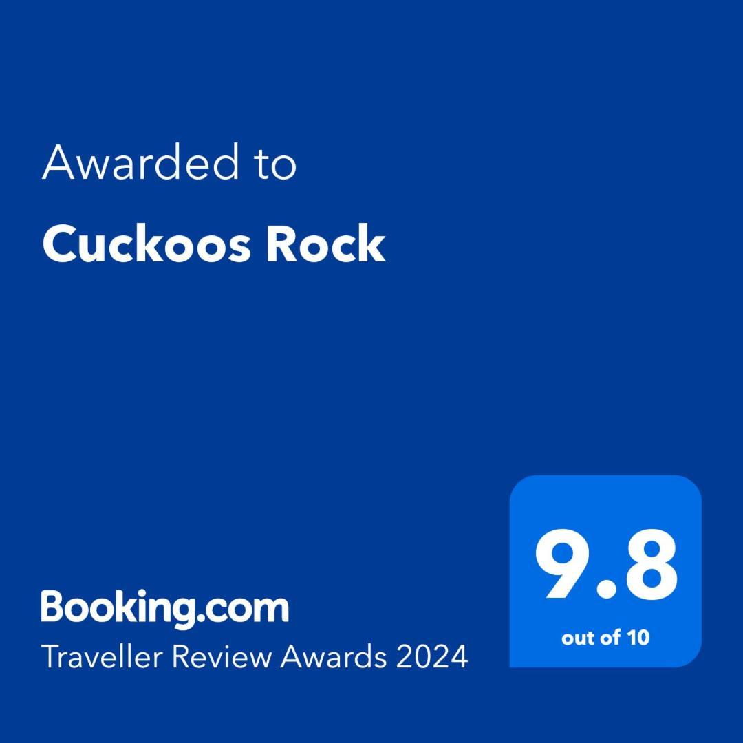 Cuckoos Rock Villa Graver Bagian luar foto
